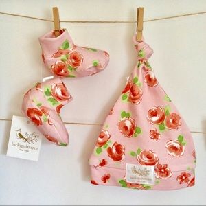 Organic Baby Hat+Booties Set {Pink Rose} NWT